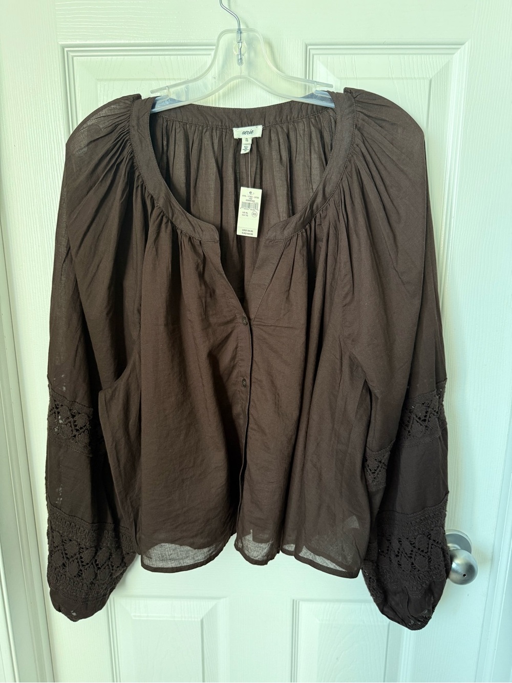 NEW WITH TAGS Women’s Aerie Lightweight Blouse | Size Extra Large